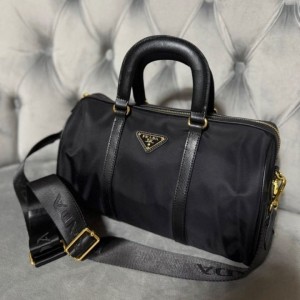 PD 프라다 사피아노 가죽 핸들