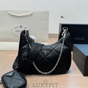 PD 프라다 가죽 테수토