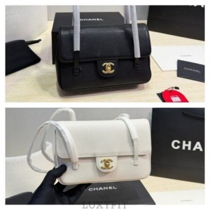 CN 샤넬 26c 프레피 코코 (제니백)