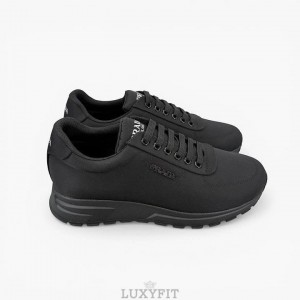 PD 프라다 클래식 이니셜로고 패브릭 스니커즈