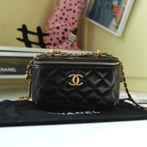 CN 샤넬 체인 코스메틱 케이스