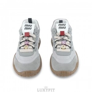 MU 미우미우 타이어 여성 스니커즈