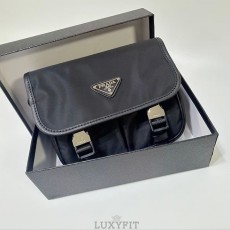 PD 프라다 리나일론 사피아노 래더 숄더백