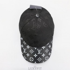 LV 루이비통 블랙 모노그램 볼캡모자