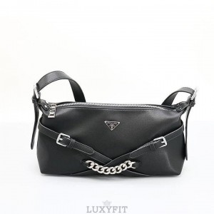 PD 프라다 67843 중앙 체인 가죽 숄더백