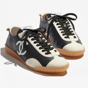 CN 샤넬 스니커즈 CC로고 레더 로우탑 운동화 블랙 화이트