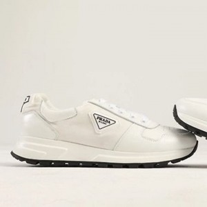 PD 프라다 로우탑 스니커즈 화이트