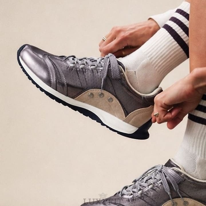 DO 디올 D-Sketch 스니커즈