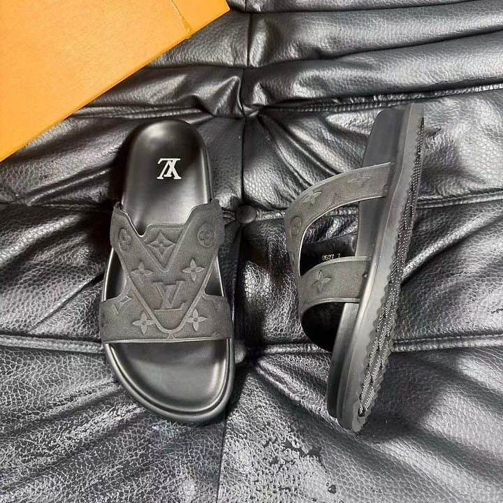 LV 루이비통 모노그램 레더 블랙 뮬