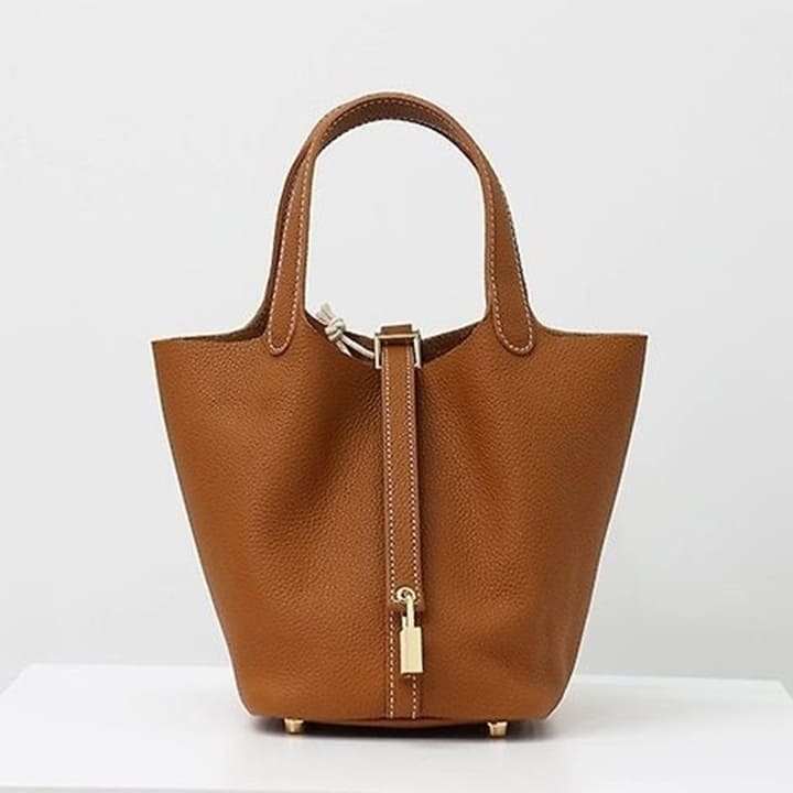 HM 에르메스 피코탄 18 토고 숄더백