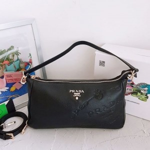 PD 프라다 유진 불박크로스백 블랙