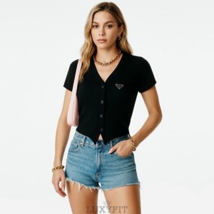 PD 프라다 브이넥 반팔가디건