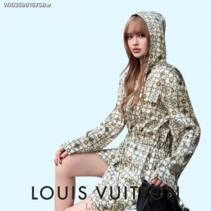 LV 루이비통 후드 원피스 자켓