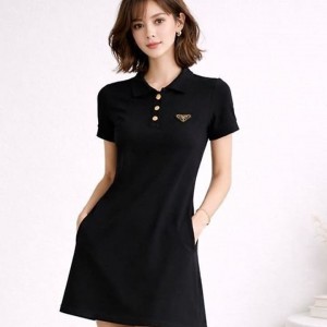 PD 프라다 삼각로고 카라 블랙 원피스