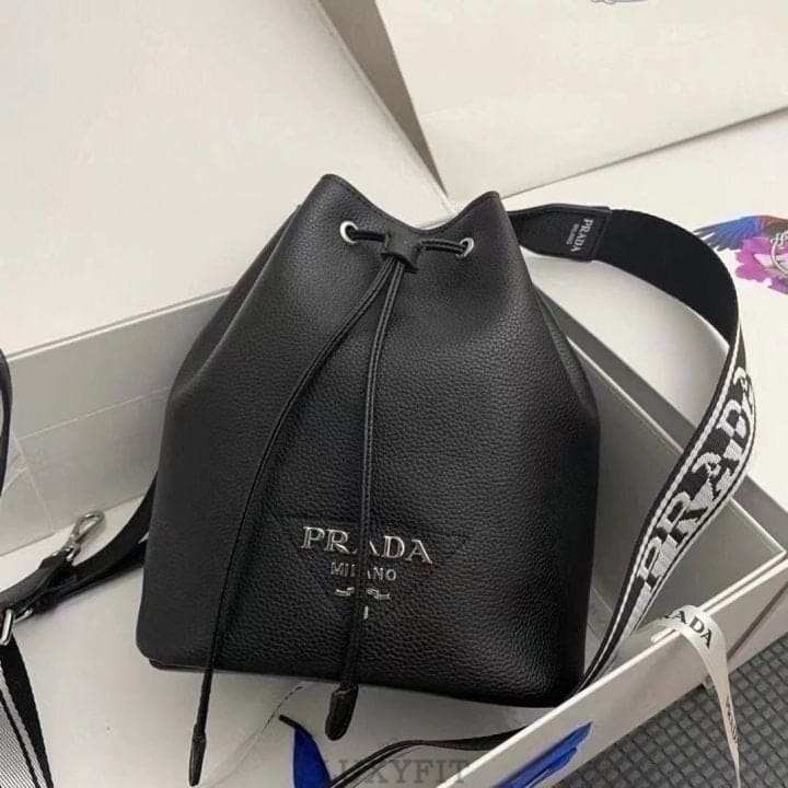 PD 프라다 다이노 스몰 핸드백