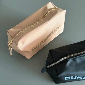 BB 버버리 네오프랜 파우치