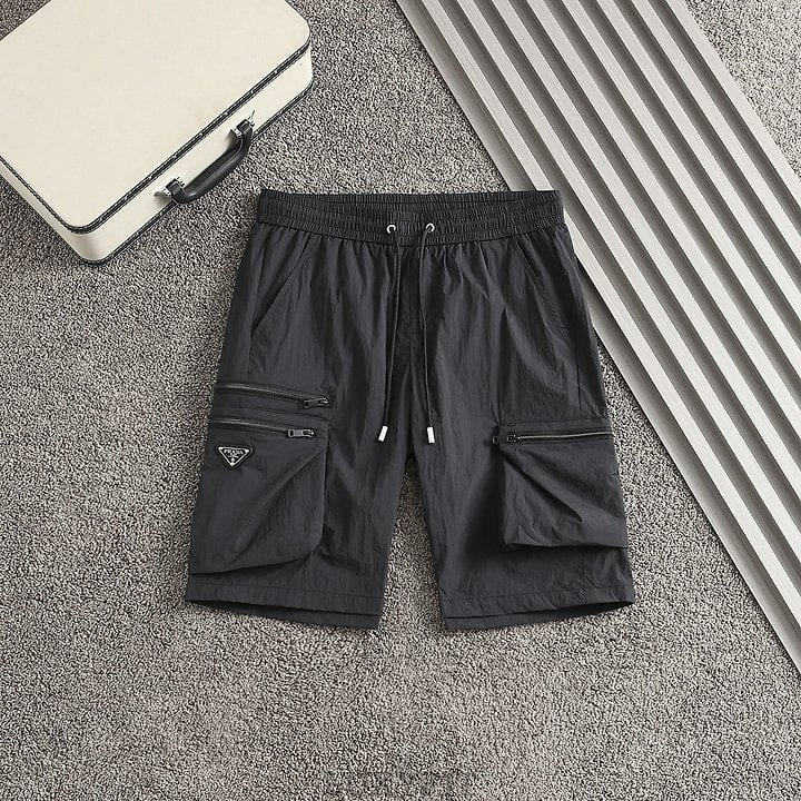 PD 프라다 포켓 삼각와펜로고 하프팬츠
