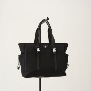PD 프라다 삼각 로고 리나일론 토트백
