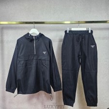 PD 프라다 아노락 스트링 후드 &조거 밴딩 팬츠 SET