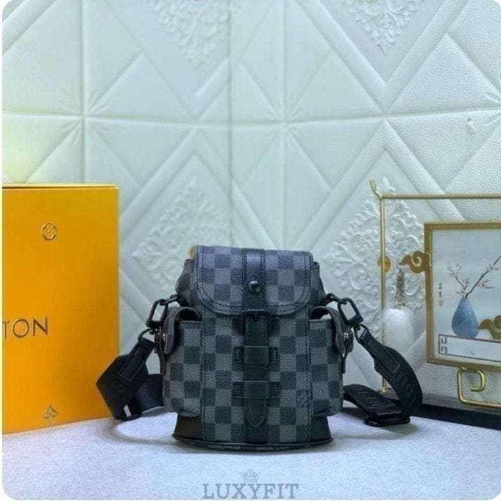 LV 루이비통 나노 크리스토퍼 백
