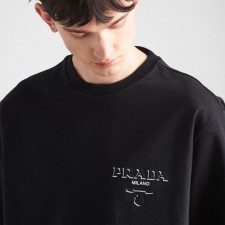 PD 프라다 프린티드 레터링 로고 티셔츠