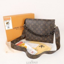 LV 루이비통 M47542-1 토일렛 모노그램 파우치백