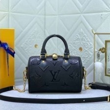 LV 루이비통 피디 반둘리에