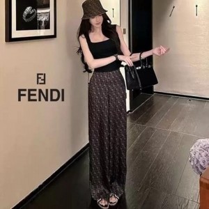 FD 펜디 FF 포인트 티셔츠 + 바지 세트