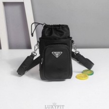 PD 프라다 핸드폰 크로스