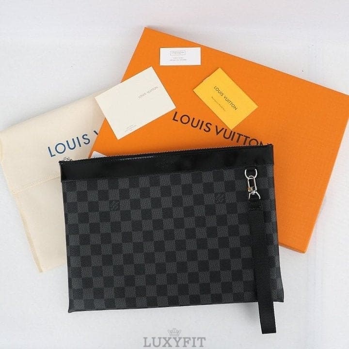 LV 루이비통 포쉐트 클러치