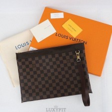 LV 루이비통 포쉐트 클러치