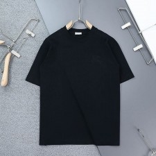 BB 버버리 백 로고 펀칭 기마자수 라운드 반팔 티셔츠