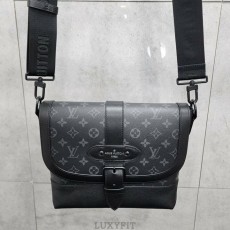 LV 루이비통 소뮈르 메신저백
