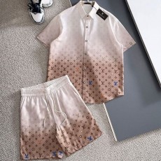 LV 루이비통 멀티 모노그램 그라데이션 셔츠 & 반바지 세트